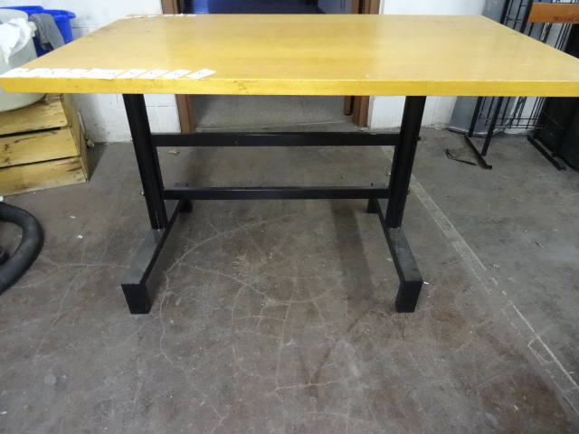 lot 35 image: Metal table base. 3 piece. You asse...