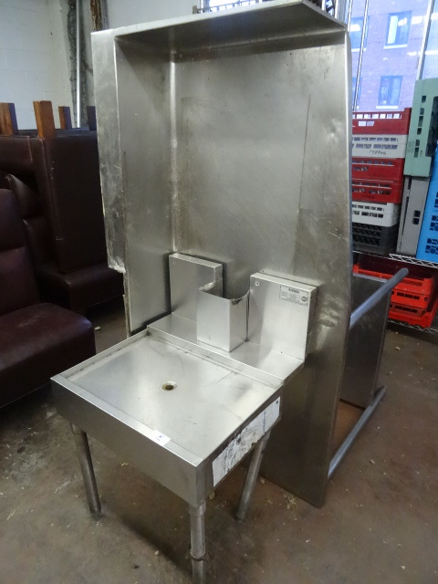 lot 41 image: Stainless bar glass drying station....