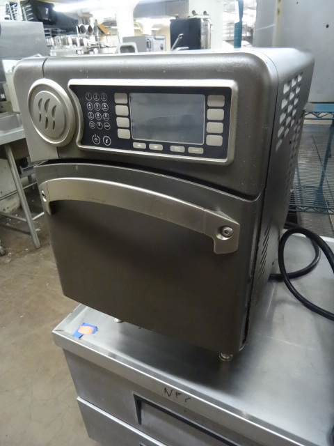 lot 59 image: Turbo chef oven. Model NG0. 208240...