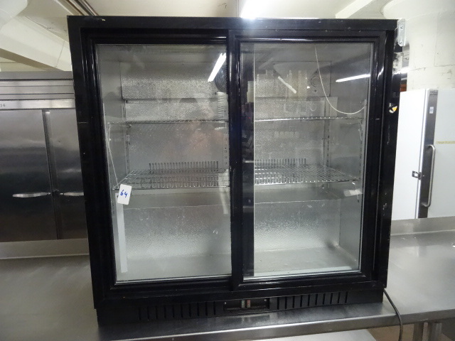 lot 64 image: Sliding door refrigerator. Summit b...