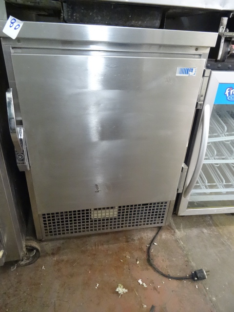 lot 80 image: Jewett refrigeration UC5B under cou...