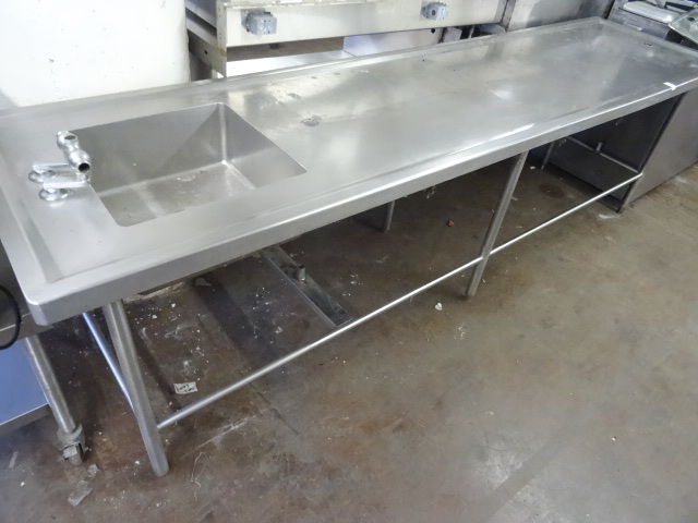lot 86 image: Stainless table with sink. Prep tab...