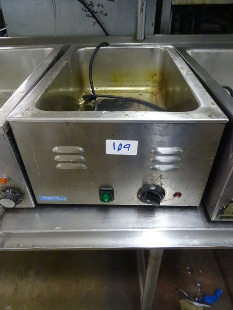 lot 109 image: Full size electric food warmer. 120...