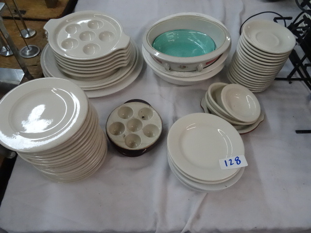 lot 128 image: Misc dishes. ...