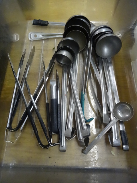 lot 143 image: Misc ladles and tongs...