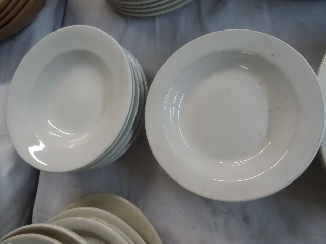 lot 146 image: Misc bowls...