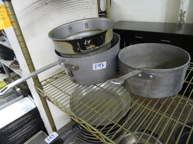 lot 193 image: 2 aluminum cook pots and strainer...