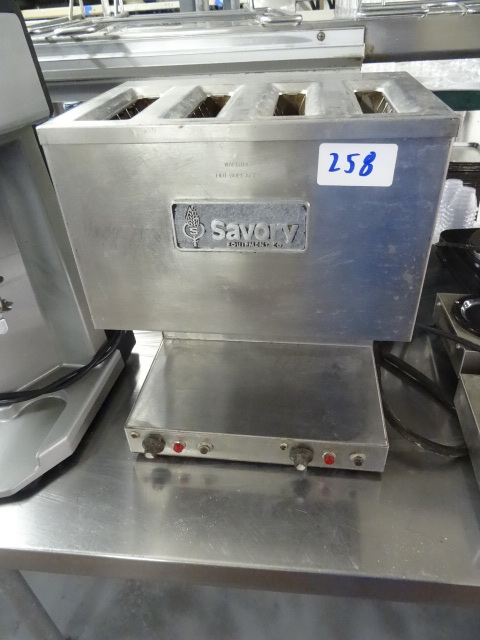 lot 258 image: Savory toaster. Model PD-4. 120 vol...