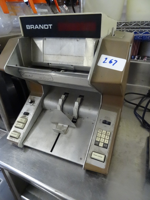 lot 267 image: Brandt money counter. Model 872-0. ...