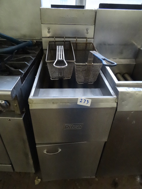 lot 273 image: Pitco double basket fryer. Natural ...