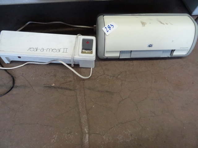 lot 283 image: HP desk jet D1341 printer. Dazey se...