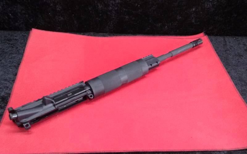 Upper Receiver M4 Style17 Twist Barrel Flat Top Complete Bolt and Charging Handle