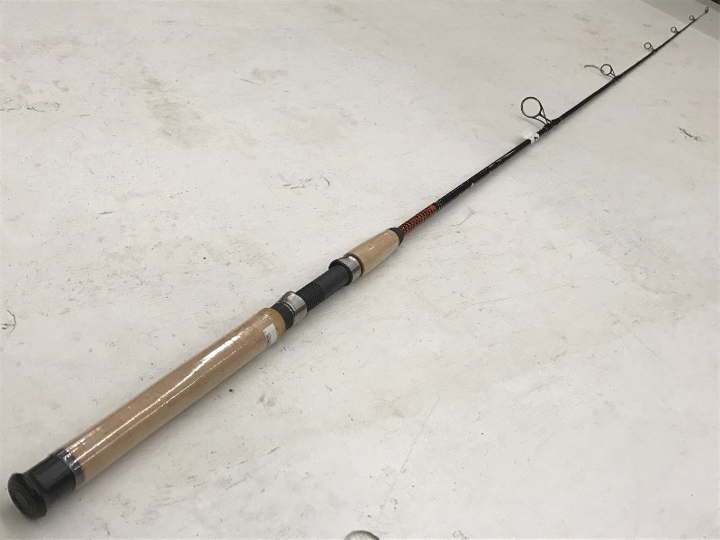 lot 4 image: Unused Shakespeare Ugly Stick 7ft M...