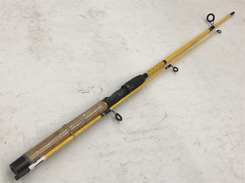 lot 31 image: Eagle Claw Water Eagle Two-Piece 6...