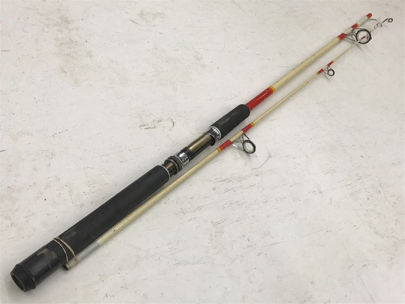 lot 34 image: Reliance Two-Piece 7ft Medium Actio...