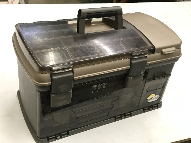 lot 42 image: Plano Model 777 Multi-Compartment T...