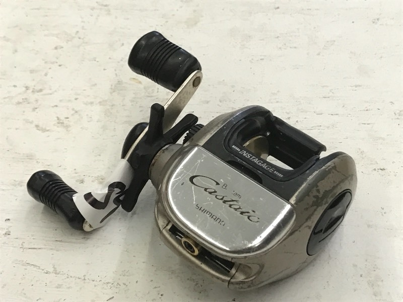 lot 65 image: Shimano Bantam CA-200 Casting Reel ...