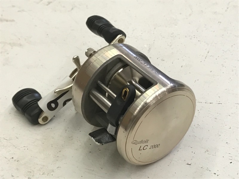 lot 69 image: Quick LC2000 Casting Reel ...