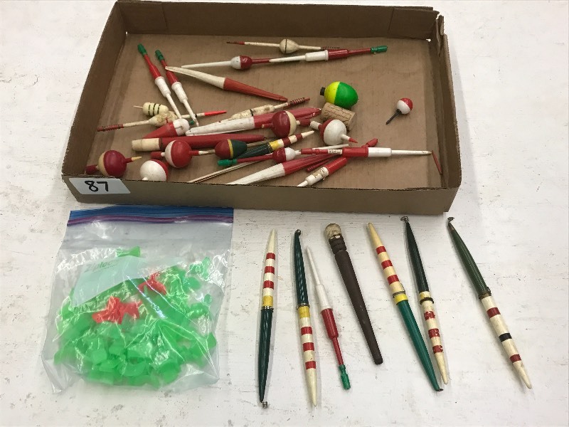 lot 87 image: Flat Of Assorted Vintage Bobbers & ...