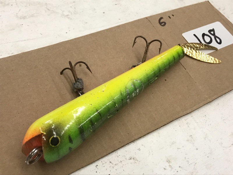 lot 108 image: (1) 6 Muskie Lure ...
