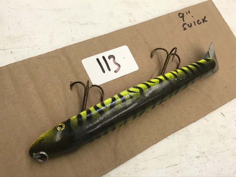 lot 113 image: (1) 9 Suick Muskie Lure ...