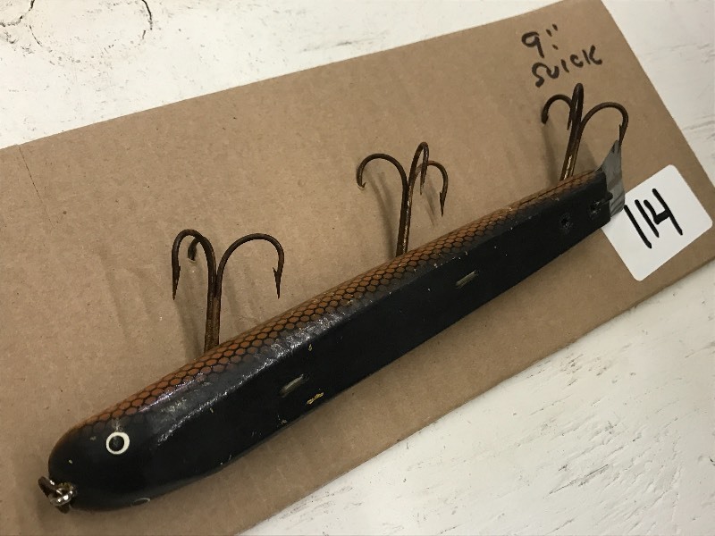 lot 114 image: (1) 9 Suick Muskie Lure ...