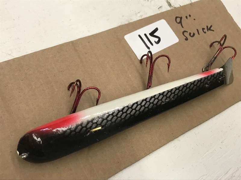 lot 115 image: (1) 9 Suick Muskie Lure ...