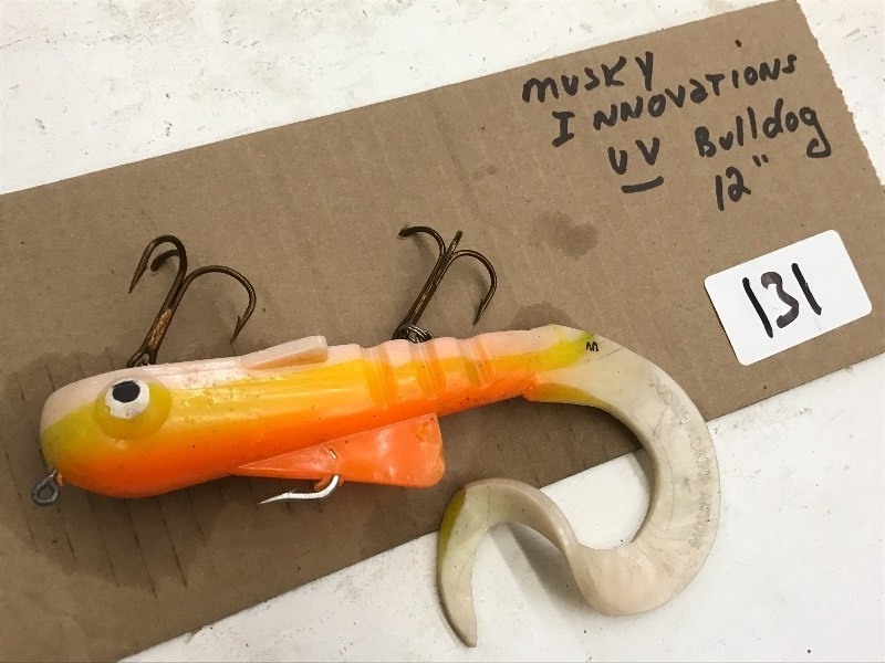 lot 131 image: (1) 12 Muskie Innovations Bulldog ...