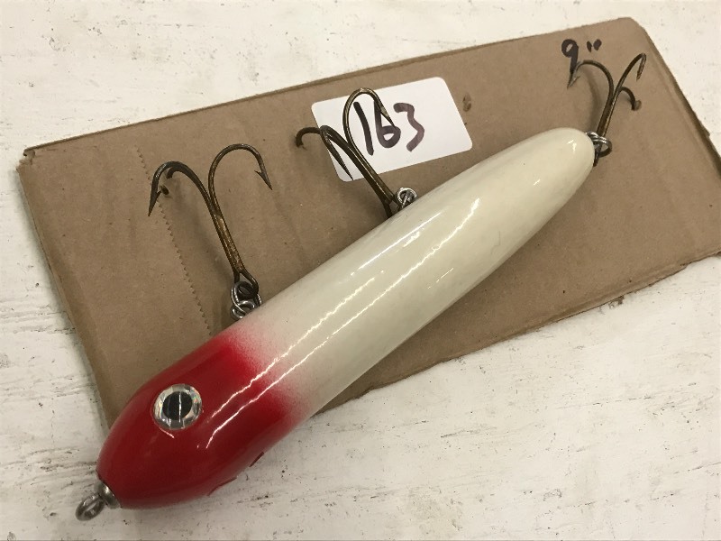 lot 163 image: (1) 9 Muskie Lure ...