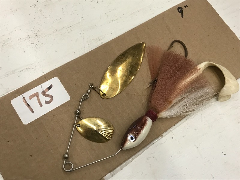 lot 175 image: (1) 9 Spinner Muskie Lure ...