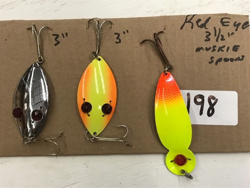 lot 198 image: (2) 3 & (1) 3.5 Red Eye Muskie Sp...