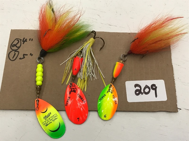 lot 209 image: (2) 4 & (1) 5 Spinner Muskie Lure...