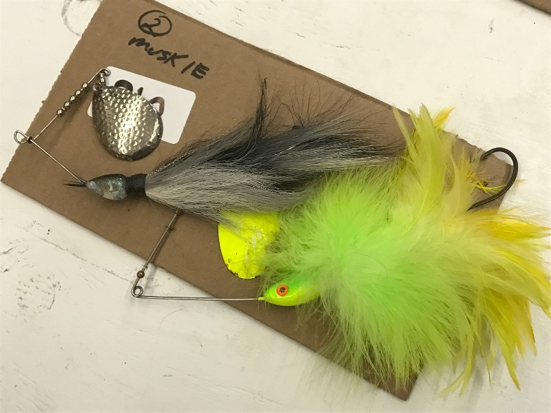 lot 210 image: (2) 6 Spinner Muskie Lures ...