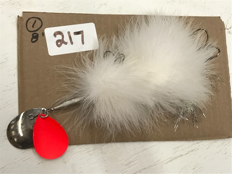 lot 217 image: (1) 8 Spinner Muskie Lure ...