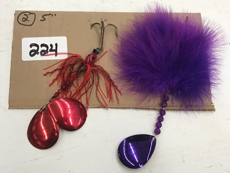 lot 224 image: (2) 5 Spinner Muskie Lures ...