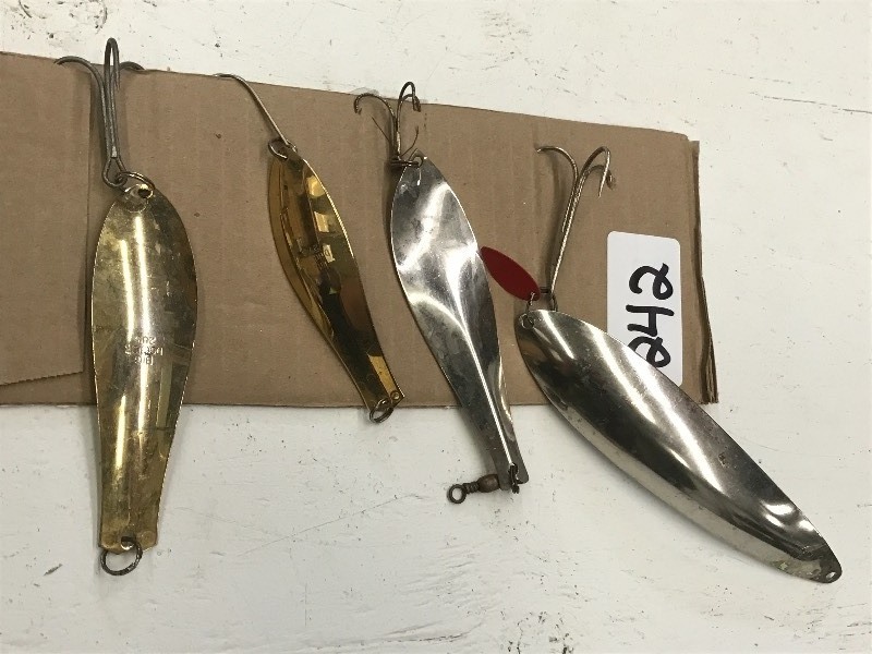 lot 242 image: (4) Assorted Muskie Spoon Lures ...