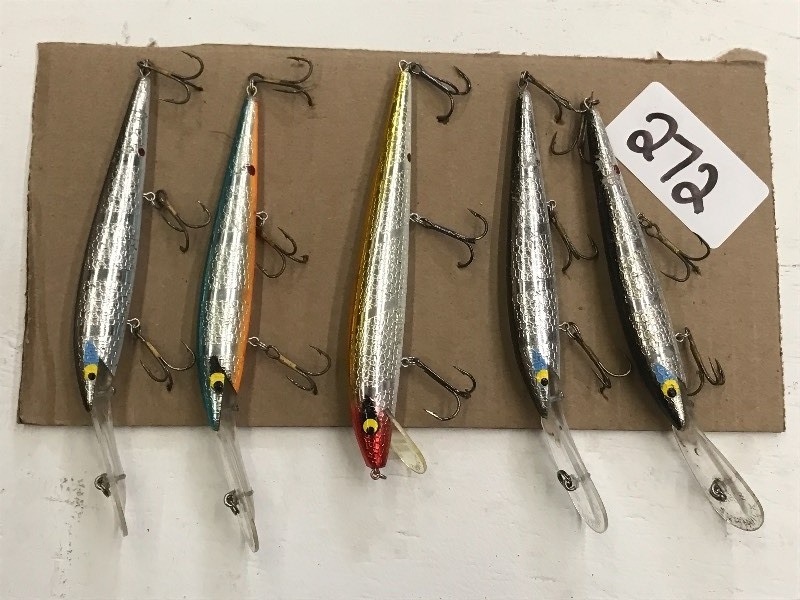 lot 272 image: (5) Assorted Crankbait Lures ...