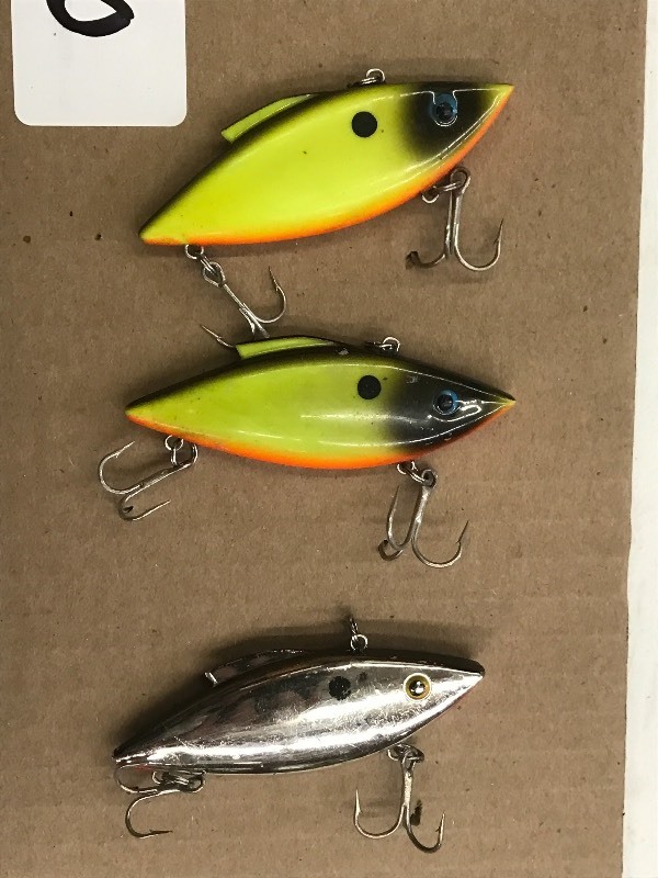 lot 280 image: (3) Rattle Crankbait Lures ...