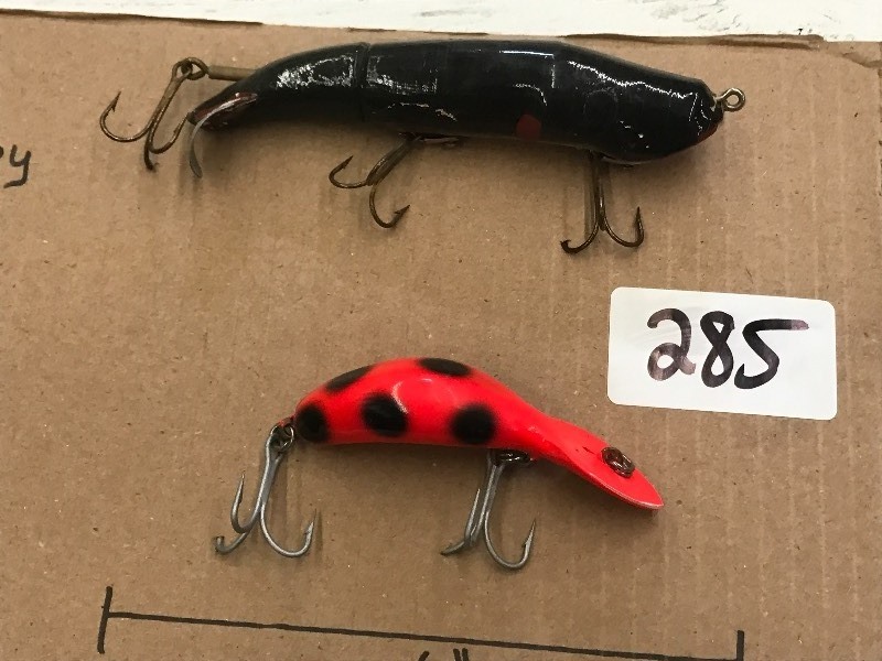 lot 285 image: (1) 6 Mud Puppy & (1) 6 Hedden Ma...