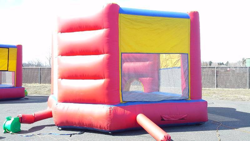 lot 13 image: 15x15 Hex Sports Jumper