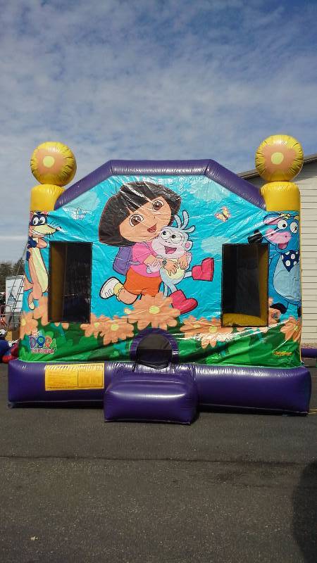 lot 37 image: Dora The Explorer Combo