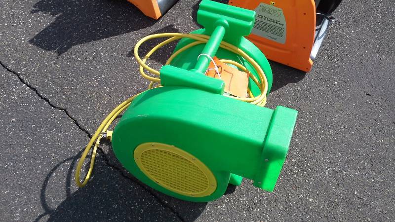 lot 87 image: B-Air  2HP High Volume Blower (NEW)