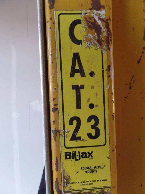 BIJ-JAX TELESCOPING LIFT