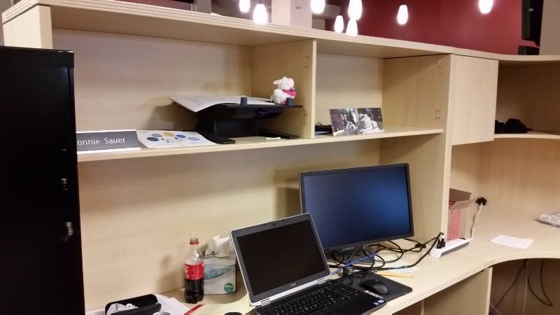Medium Straight Desk Top
