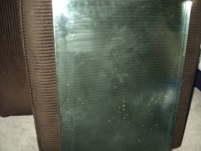 4 quarter inch pieces of glass, 17 ...