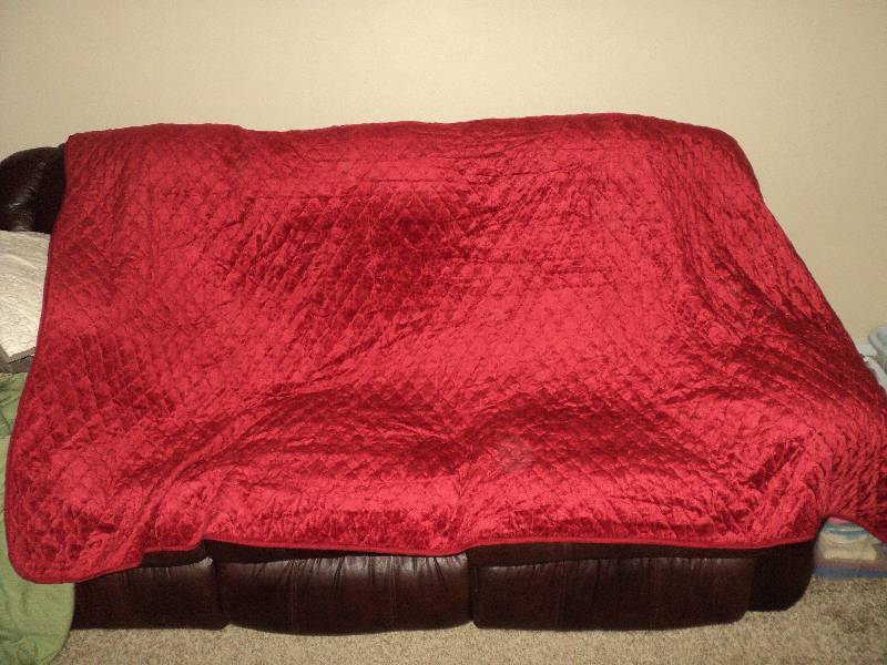 red better homes and garden quilted...