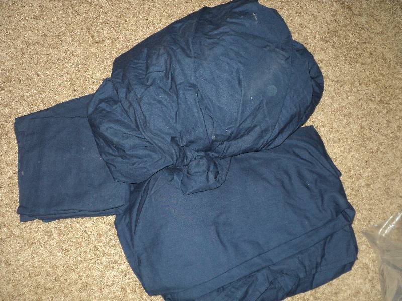 navy blue king sized sheets, pillo...