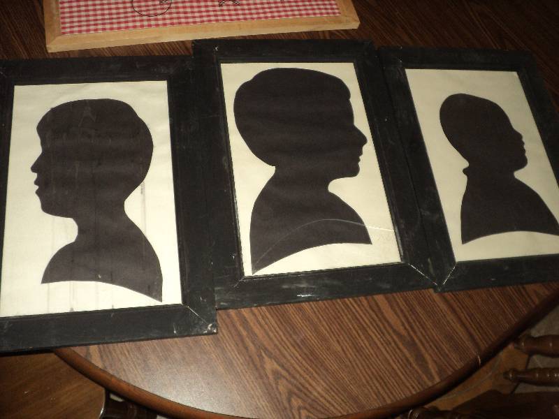 set of 4 misc. pictures...