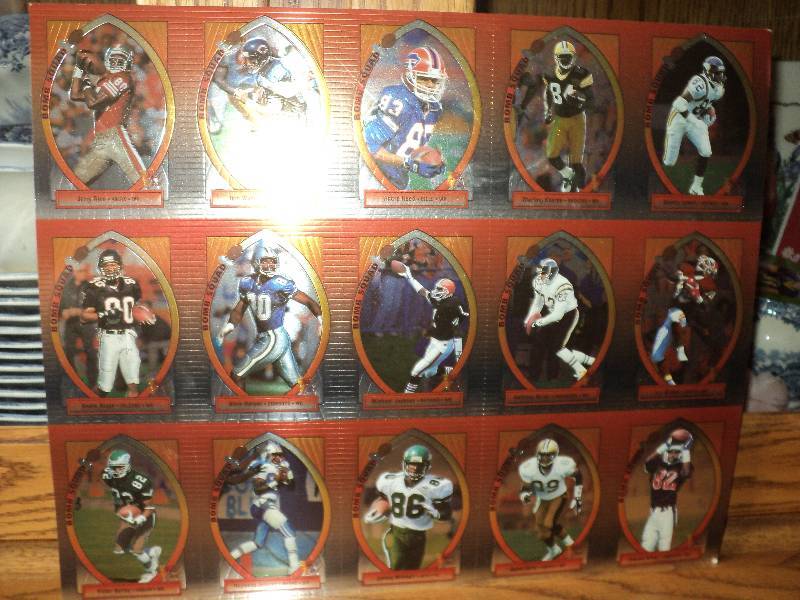 15 uncut football cards from 1992...
