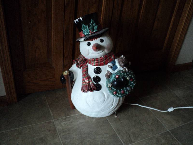ceramic snowman, needs bird reglued...